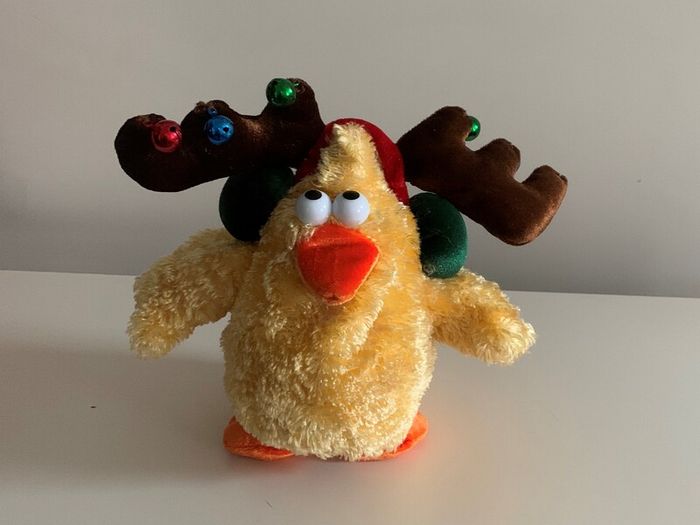 Musical Dancing Chicken