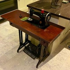 Singer Sewing Machine
