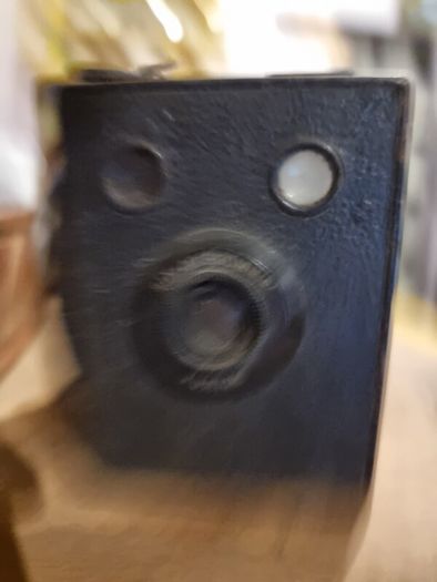 Antique cameras [brownie, futura, coronet]