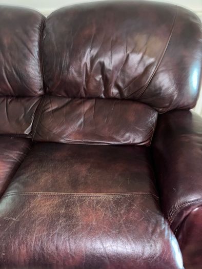 Leather recliner sofa