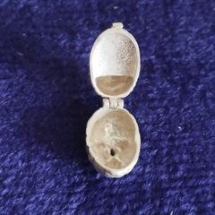 Vintage Sterling Silver 925 Cradle Basket Pendant or Charm.