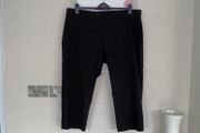 Brand New Ladies Black Cropped Trousers from Dunnes Stores