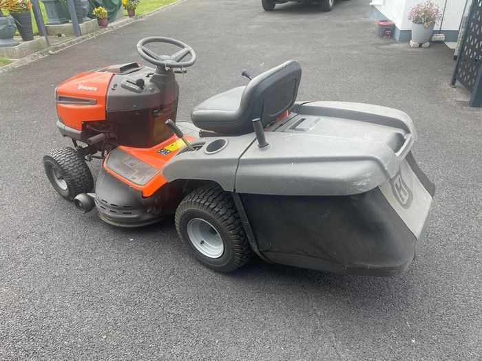 Husqvarna TC38 Ride On Lawnmower.  In Good Condition.  See Photos For Same