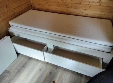 Day bed