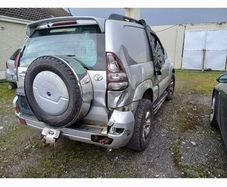 06 Toyota Land Cruiser Parts.