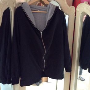 Black and grey hooded top size 18