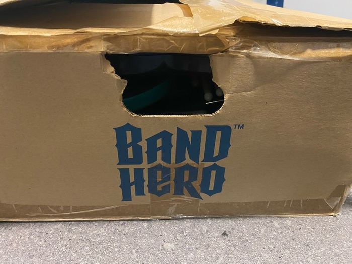 READ Wii Band Hero Guitar Nintendo