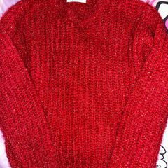 Red H&M christmas jumper 6-8yrs