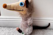 DreamWorks Over the Hedge Ozzie Opposum Plush approx. 30 cm. Used Please see photos