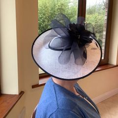 A hat suitable for any glamorous occasion.