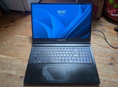 Gaming Laptop Gigabyte G5 MF 2023