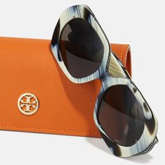 Indulge in the ultimate luxury with these spectacular Tory Burch
