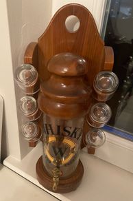 Very Rare Vintage Timber & Glass Whisky Decanter Set