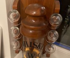 Very Rare Vintage Timber & Glass Whisky Decanter Set