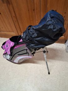Golf Clubs. US Kids Golf Set.Left Handed .Age 7 To 8 Years Old. Girls Set.. In As New Condition. Collect In Dublin Or Receive Via Post.