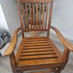 Rocking chair