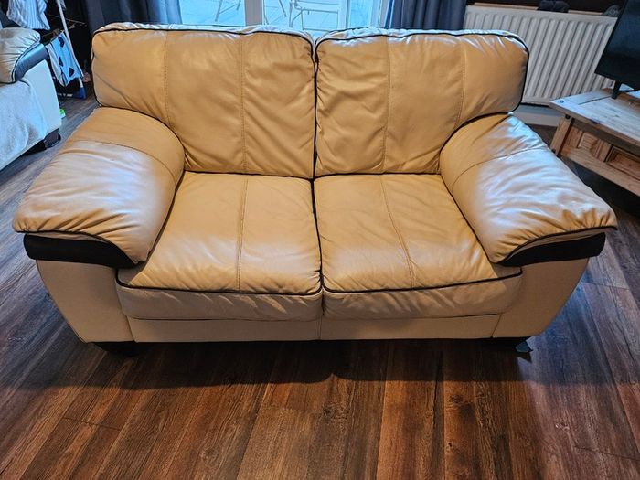 2 seater italian leather sofa