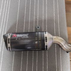 Kawasaki Z900 Akrapovic Slip on