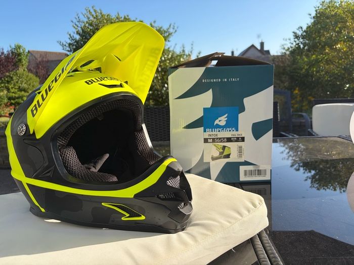 Bluegrass Intox Full Face MTB Helmet