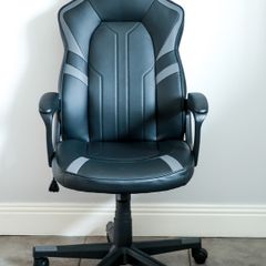 Office/Gaming Chair | Black faux leather | Brand new