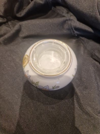 Rose Tara tealight holder