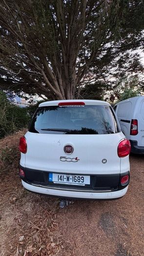 2014 Fiat 500L  3,000 negotiable