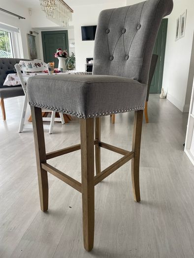 3 High Stools