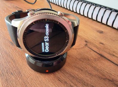 Samsung Gear S3 Classic Smartwatch - Silver