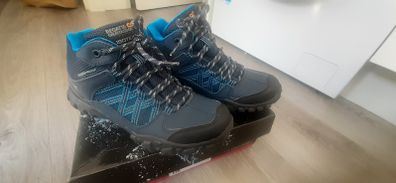 Hiking boots Regatta - NEW - women's size 4