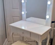 dressing table