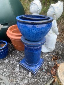 flower pots outdoor