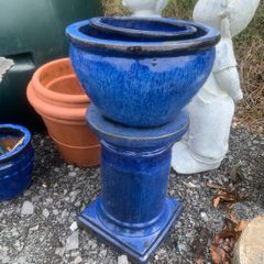 flower pots outdoor