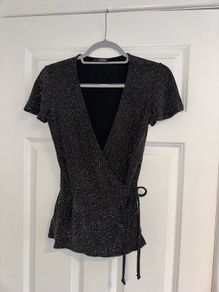 Quiz Women's Black and Metallic Wrap Top - Size UK 8