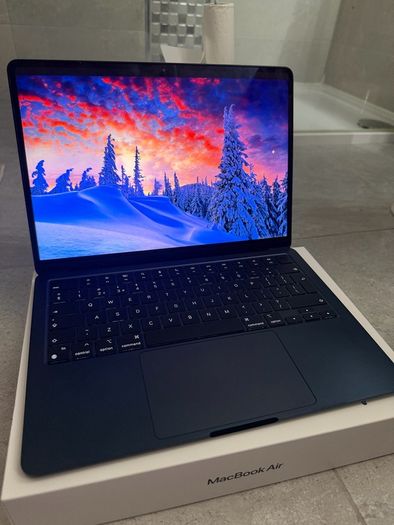 macbook air m2 midnight (2022)