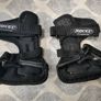 Snowboarding/Skating Wrist Guards Image 2