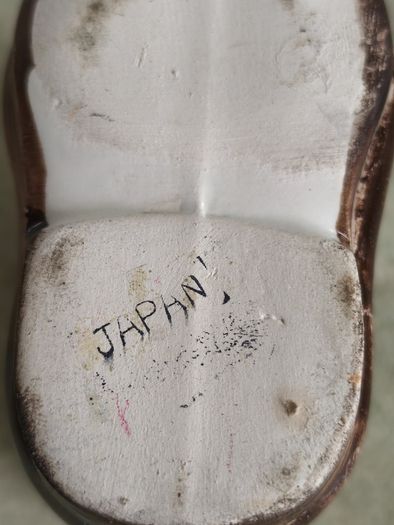 Vintage 1960s napcoware ceramic mouse in brown boot collectible figurine Matchstick Holder./ thout pick made in Japan.