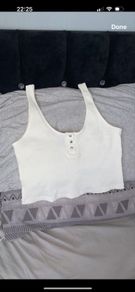 White crop top size M