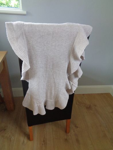 H&M Knitted Pashmina/Scarf for Sale