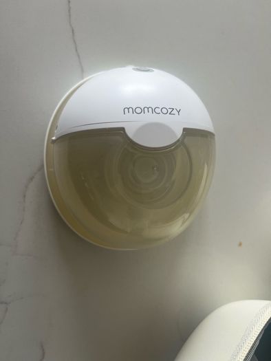 Mom cozy M5 breast pump