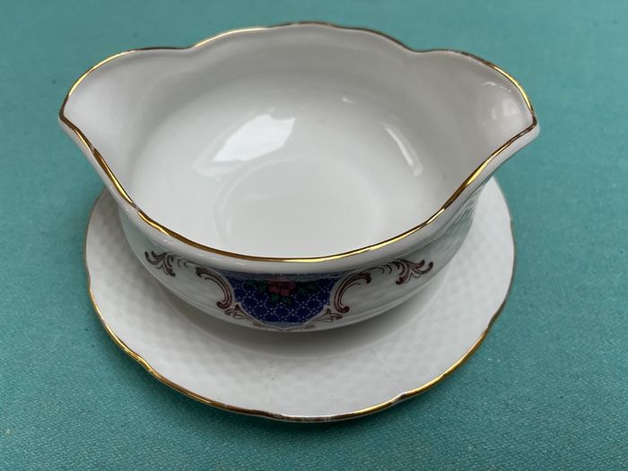 Bone China Sauce Boat & Plate