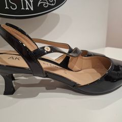 Anne Klein black patent slingback heels