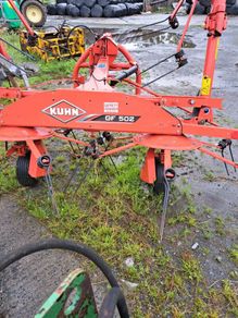 Kuhn tedder