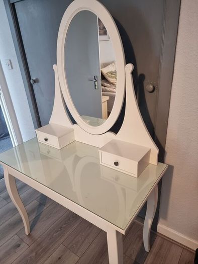 ikea dressing table with mirror