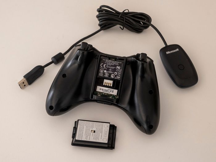 XBox 360 and PC original Microsoft Controller Wireless