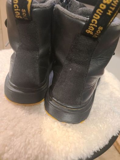 DR. MARTEN Girl Leather Boots
