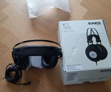 K72 , closed back AKG head phones