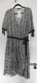 Beautiful Animal Print Dress, Danhen, Size 42, Brand new