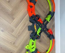 Hot Wheels Colossal Motorized Track