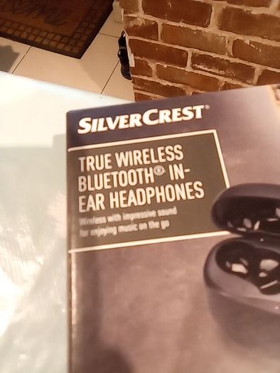 Bluetooth headphones