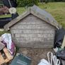 xl dog kennel/ house Image 2